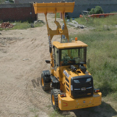 Front Equipment 1.5 Ton Wheel Loader 42 KW Engine Power Compact