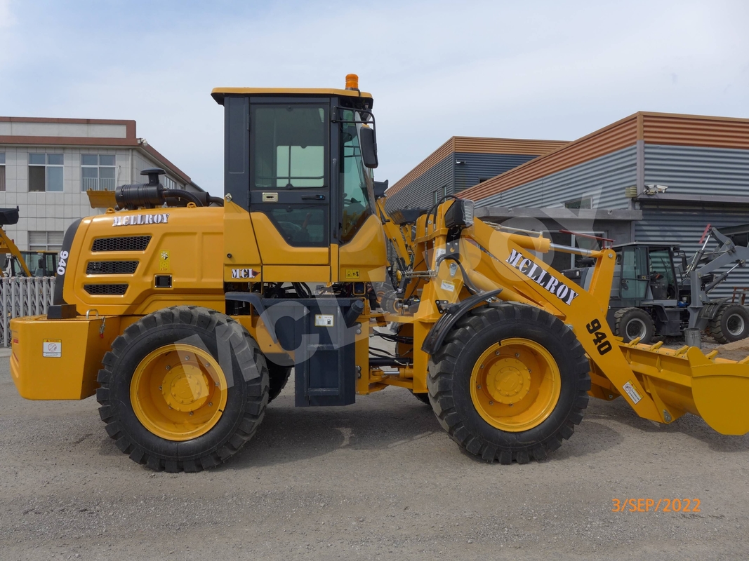 Compact 2.5 Ton Wheel Loader Bucket Capacities 1.2m3 Multi Plate Clutch