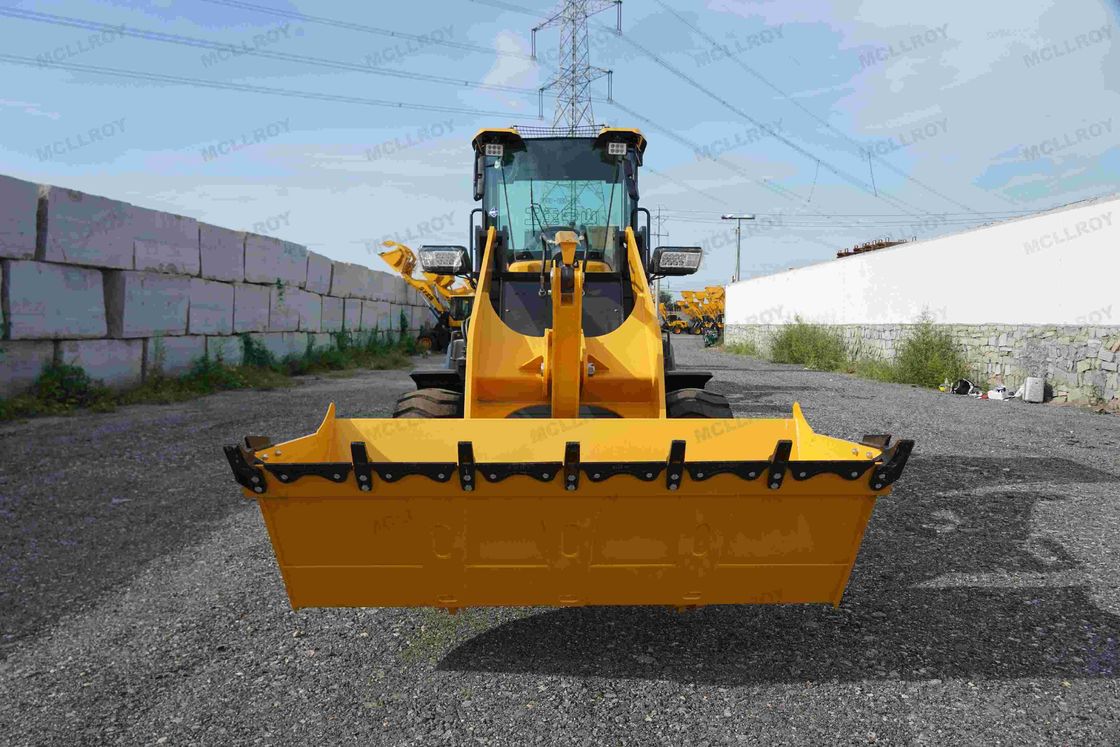 Front End 2t Compact Wheel Loaders With Bucket For Transporting Large Amounts Of Materials