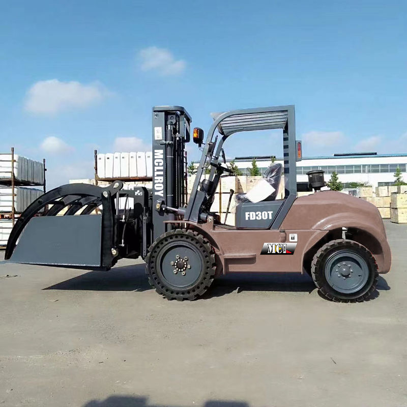 Customizable Attachments Off-Road Forklift Truck For Increases Storage Capacity By Enabling Vertical Storage Solutions